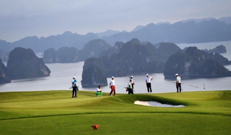 Giá ưu đãi FLC Hạ Long Golf Club – Sân golf FLC Quảng Ninh